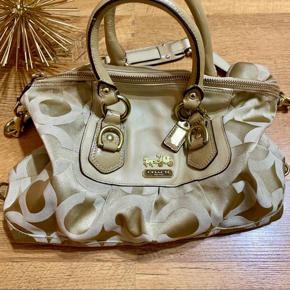 Coach Handbags - Coach Bag Style 12947